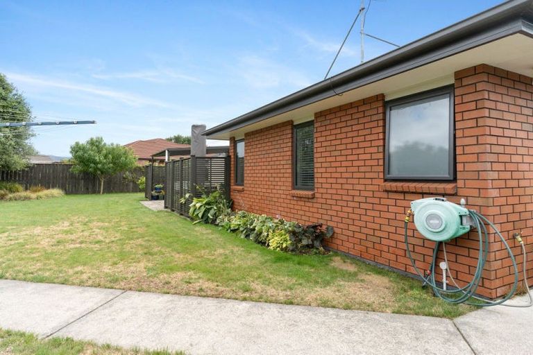 Photo of property in 40 Armstrong Avenue, Carterton, 5713