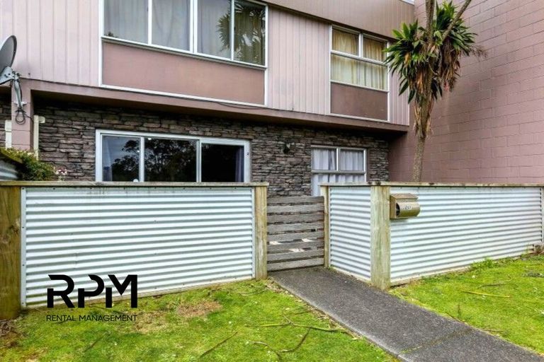 Photo of property in 2/57 Carrington Street, Lower Vogeltown, New Plymouth, 4310