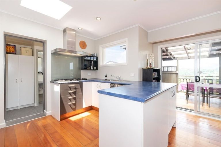 Photo of property in 150 Glengarry Road, Glen Eden, Auckland, 0602