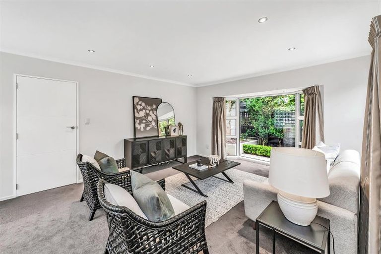 Photo of property in 27 Tui Street, Fendalton, Christchurch, 8041