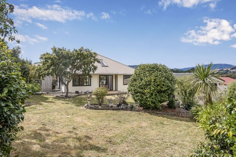 Photo of property in 34 Campion Road, Waikanae Beach, Waikanae, 5036