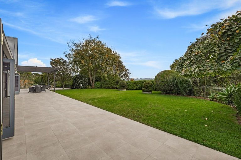 Photo of property in 6 Emily Lane, Greenhithe, Auckland, 0632