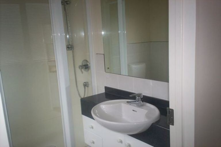 Photo of property in 20 Langana Avenue, Browns Bay, Auckland, 0630