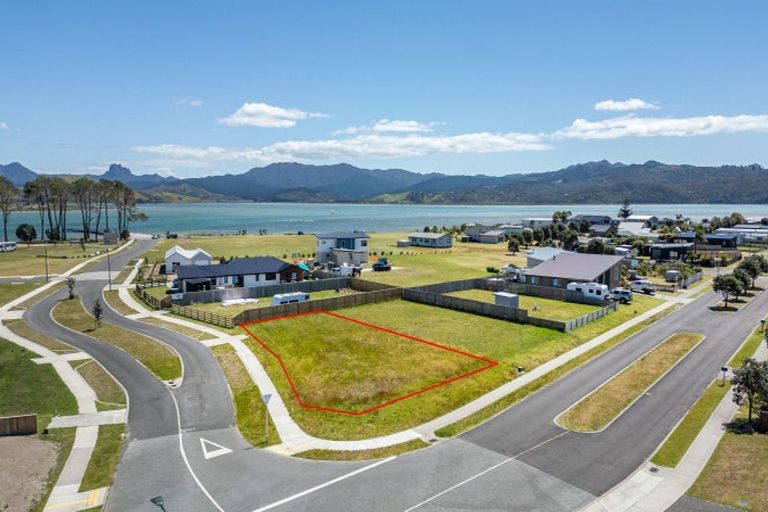 Photo of property in 174 Harbour Drive, Matarangi, Whitianga, 3592