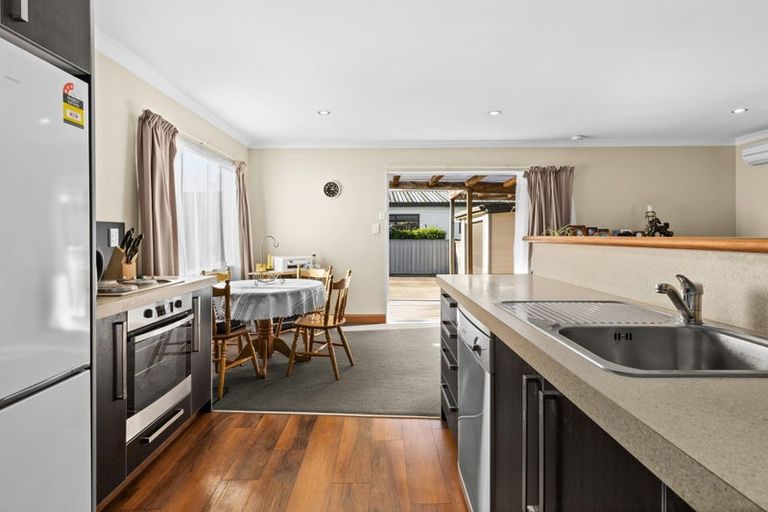 Photo of property in 236 Kennedy Road, Onekawa, Napier, 4110