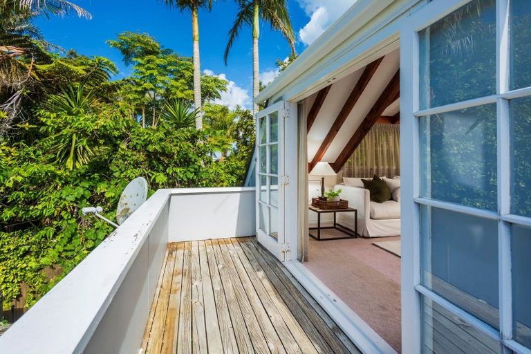 Photo of property in 2 Minnehaha Avenue, Takapuna, Auckland, 0622