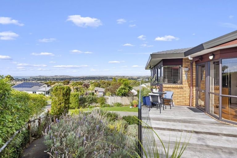 Photo of property in 1 Ascot Way, Orewa, 0931