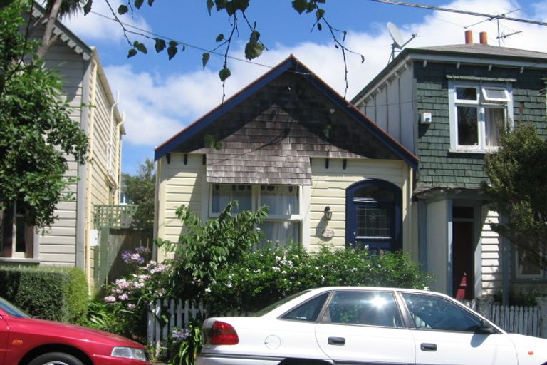 Photo of property in 60 Elizabeth Street, Mount Victoria, Wellington, 6011