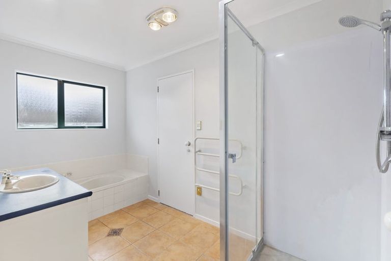 Photo of property in 25 Stephens Place, Hairini, Tauranga, 3112