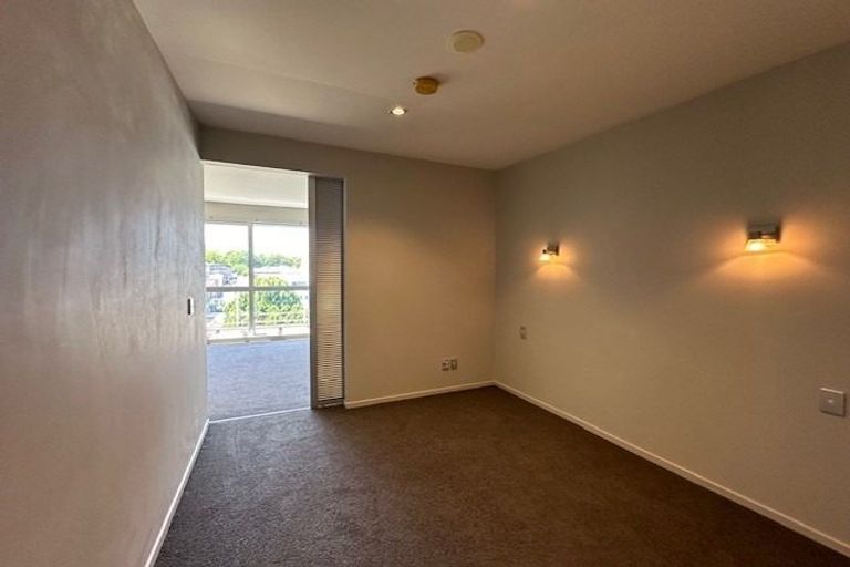 Photo of property in 1/143g Carlton Gore Road, Newmarket, Auckland, 1023