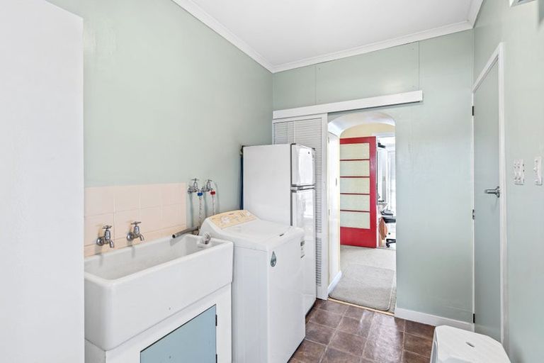 Photo of property in 1 Huia Street, Foxton Beach, Foxton, 4815