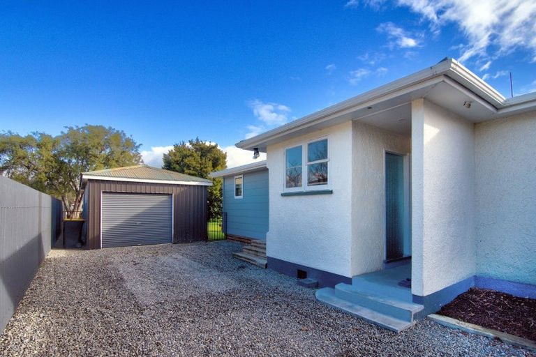 Photo of property in 14 Diamond Street, Carterton, 5713