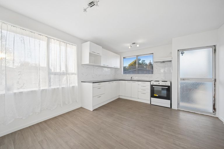 Photo of property in 45 Moncrieff Avenue, Clendon Park, Auckland, 2103
