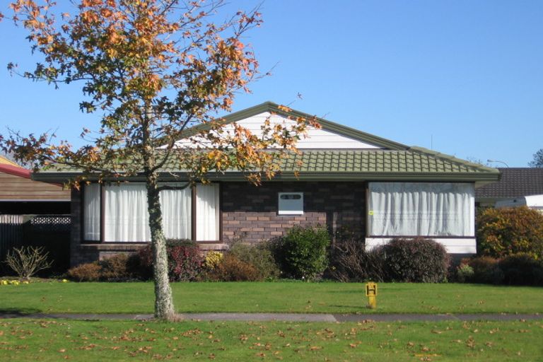 Photo of property in 35 Endeavour Avenue, Flagstaff, Hamilton, 3210