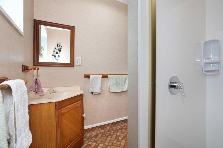 Photo of property in 49 Rennie Avenue, Milson, Palmerston North, 4414