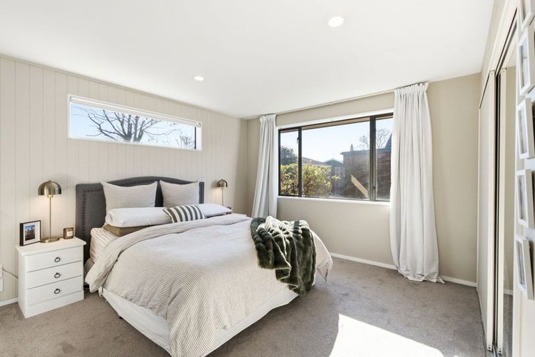 Photo of property in 3/118a Sawyers Arms Road, Northcote, Christchurch, 8052