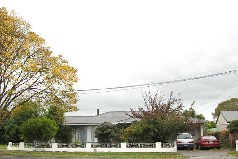 Photo of property in 556 Cranford Street, Papanui, Christchurch, 8052