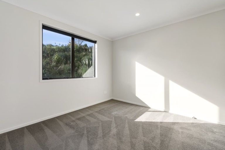 Photo of property in 10 Wrybill Way, Welcome Bay, Tauranga, 3112