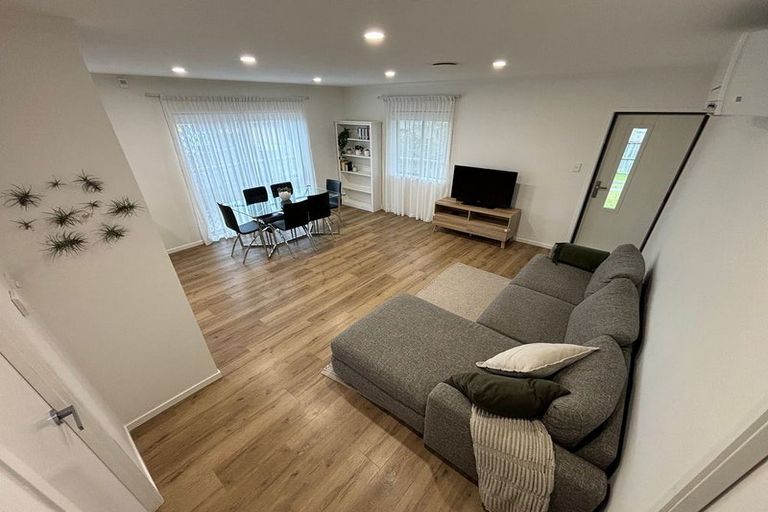 Photo of property in 1/5 Strid Road, Te Atatu South, Auckland, 0610