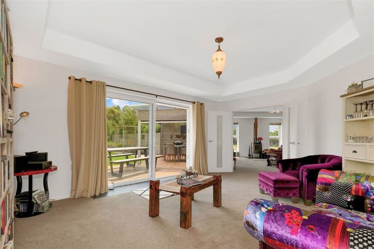 Photo of property in 8 Riverside Way, Amberley, 7410