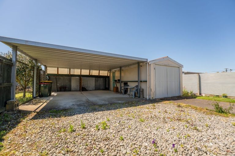 Photo of property in 2 Balmoral Street, Waimate, 7924