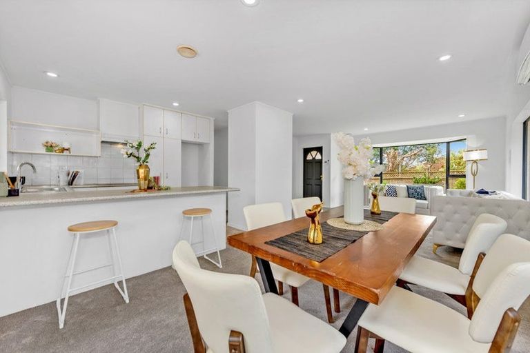 Photo of property in 6 Michael Jones Drive, Flat Bush, Auckland, 2019