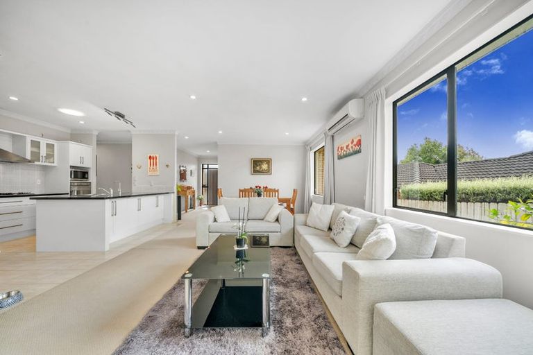 Photo of property in 16 Leafield Crescent, Henderson, Auckland, 0612