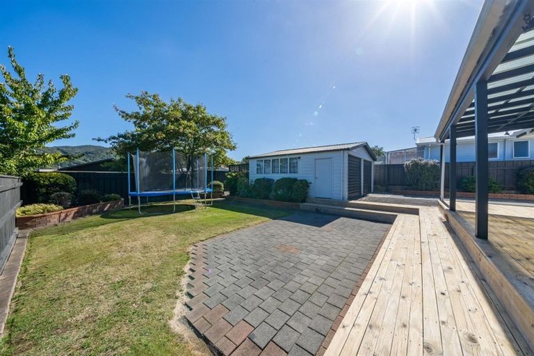 Photo of property in 33 Trelawney Road, Wainuiomata, Lower Hutt, 5014