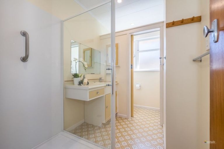 Photo of property in 10 Mission Street, Waterloo, Lower Hutt, 5011