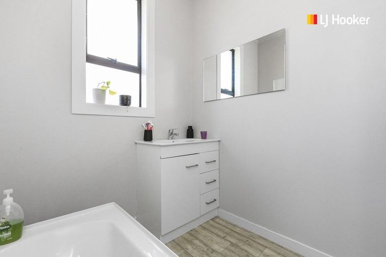 Photo of property in 4 Auld Street, Saint Kilda, Dunedin, 9012