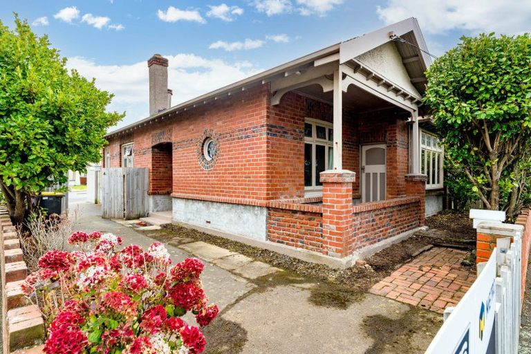 Photo of property in 78 Queens Drive, Saint Kilda, Dunedin, 9012