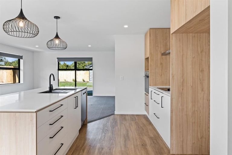 Photo of property in 170 Hendersons Road, Hoon Hay, Christchurch, 8025