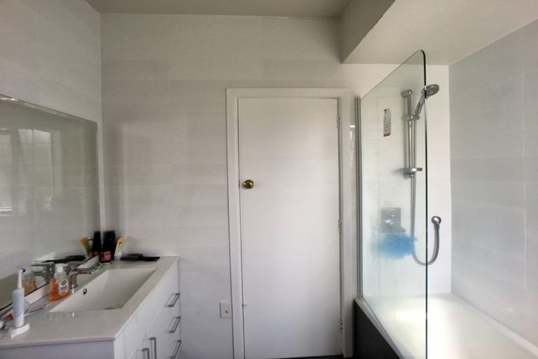 Photo of property in 56 Hastings Road, Mairangi Bay, Auckland, 0630