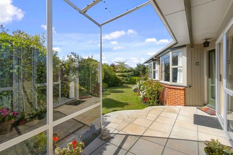 Photo of property in 90 Teesdale Street, Burnside, Christchurch, 8053