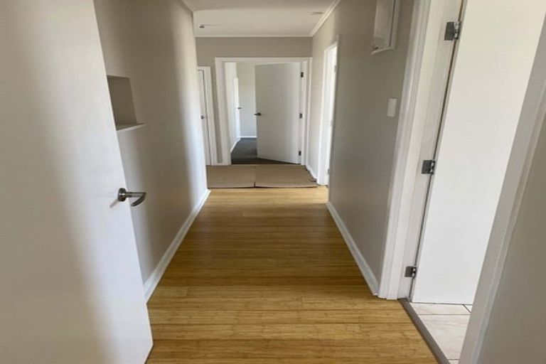 Photo of property in 43 Cheviot Street, Mangere East, Auckland, 2024