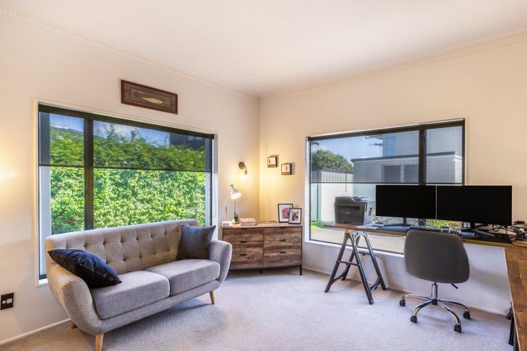 Photo of property in 2/23 Harvey Street, Waipahihi, Taupo, 3330