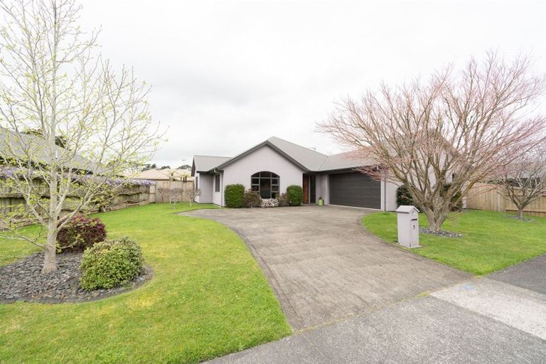 Photo of property in 3 Lockhart Place, Rototuna, Hamilton, 3210