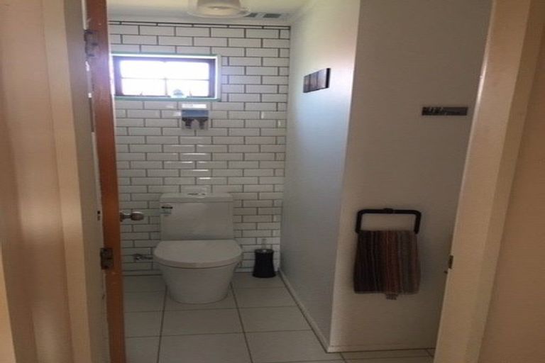 Photo of property in 42 Satara Crescent, Khandallah, Wellington, 6035