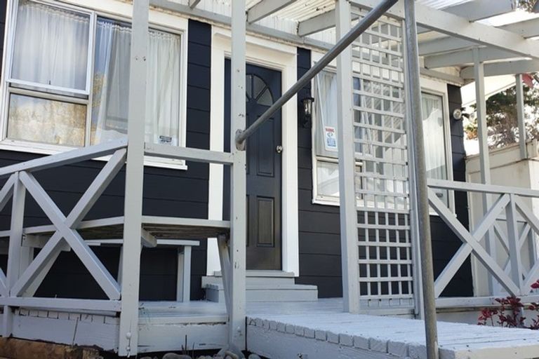 Photo of property in 1/20 Carter Place, Manurewa, Auckland, 2102