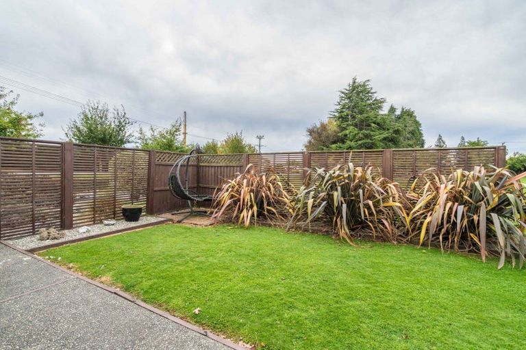 Photo of property in 33 Morton Street, Edendale, 9825