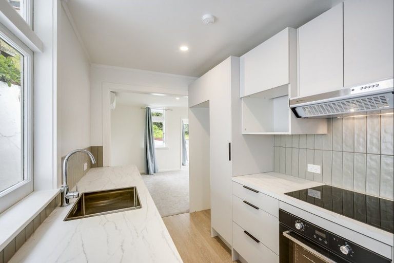 Photo of property in 1 Cathedral Lane, Napier South, Napier, 4110