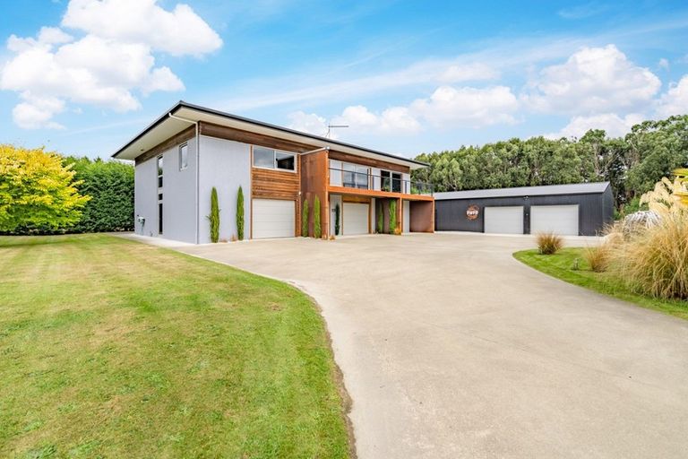 Photo of property in 156 Black Road, Otatara, Invercargill, 9879