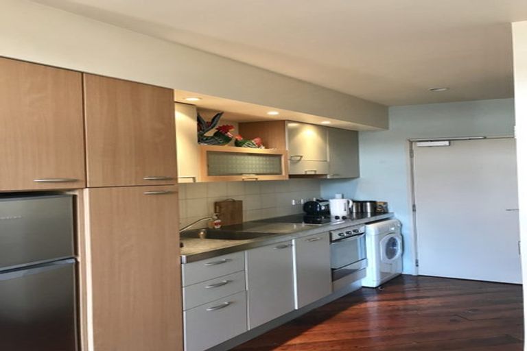 Photo of property in 1b/6 Kingdon Street, Newmarket, Auckland, 1023