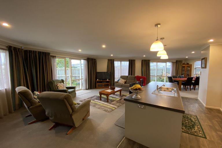 Photo of property in 40 Tay Street, Mosgiel, 9024