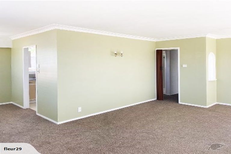 Photo of property in 1/207 Mount Albert Road, Wesley, Auckland, 1025