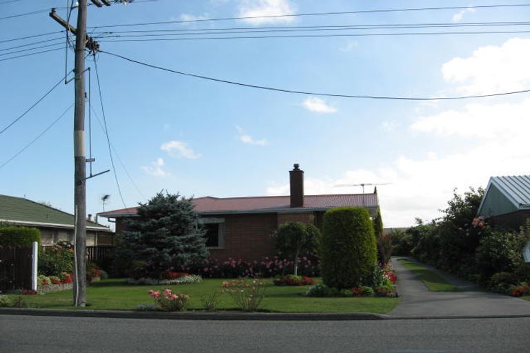 Photo of property in 17 Market Street, Leeston, 7632