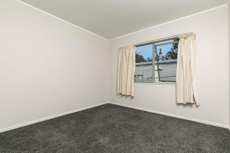 Photo of property in 101 Old Railway Road, Kumeu, 0892