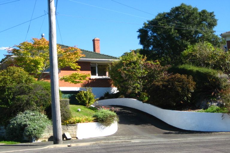 Photo of property in 11 Broomlea Street, Wakari, Dunedin, 9010