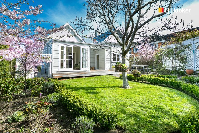 Photo of property in 20 Carnarvon Street, Belleknowes, Dunedin, 9011