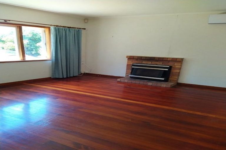 Photo of property in 17 Boyd Avenue, Mangere Bridge, Auckland, 2022